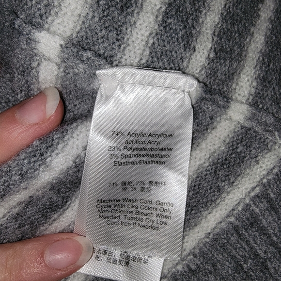 DKNY Sweater Size L Gray/Off White - Picture 7 of 8